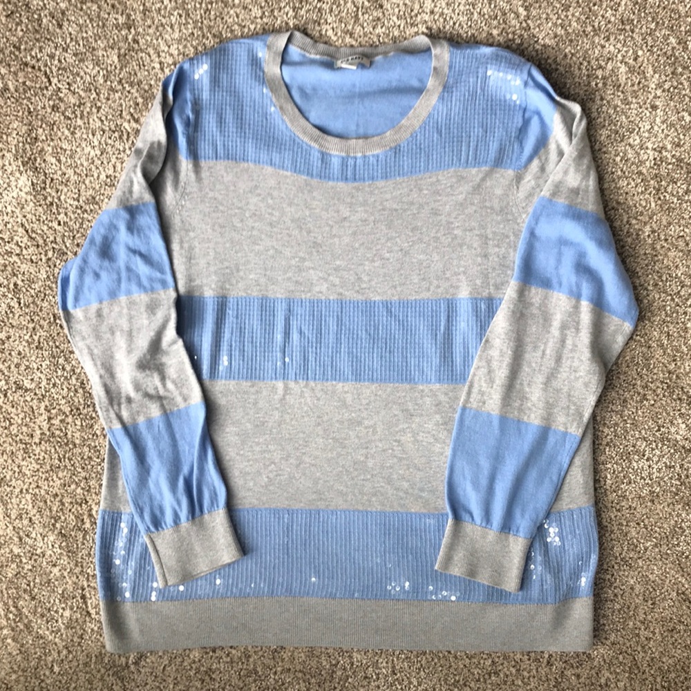 Old Navy lightweight sweater top